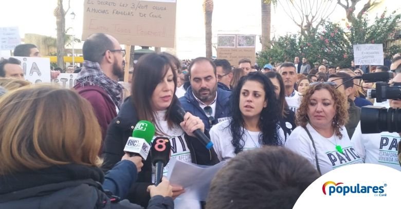 El presidente del PP de Conil acude a la manifestación del PAVIC